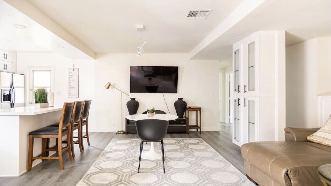 Photo of Livingroom in East San Gabriel