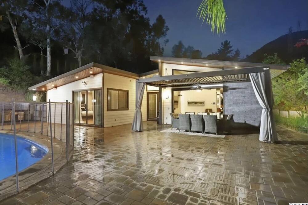Photo of Outdoor in Chevy Chase