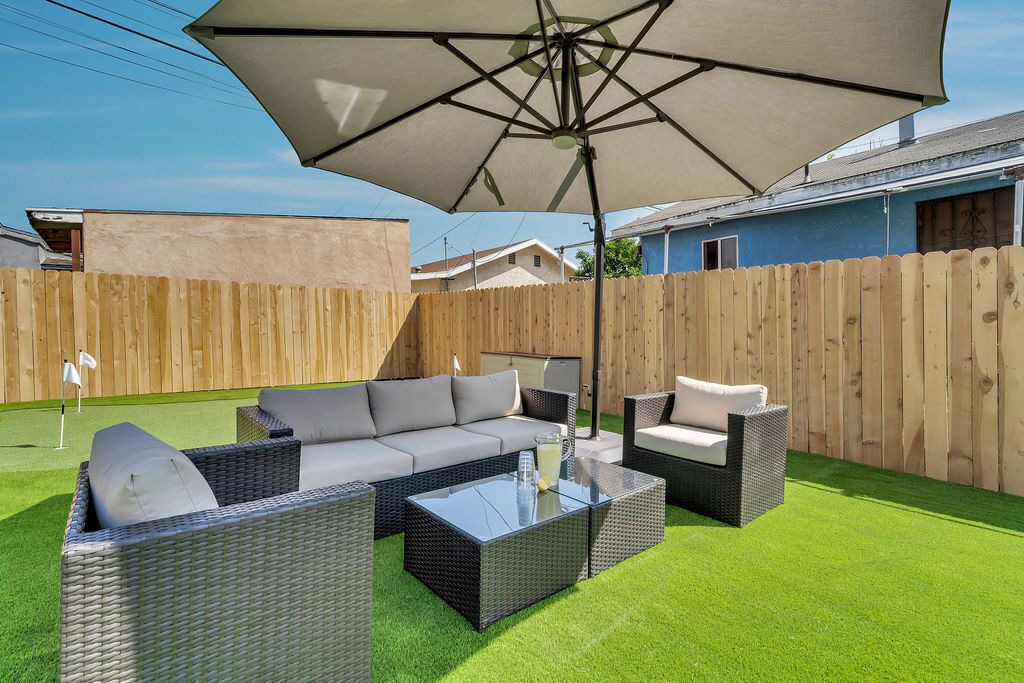 Photo of Patio Balcony in Los Angeles