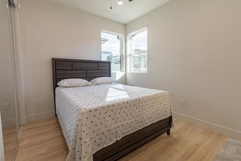 Photo of Bedroom in Lake Balboa