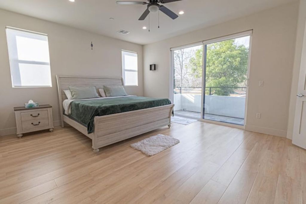Photo of Bedroom in Lake Balboa