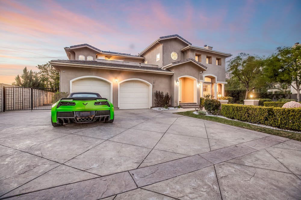 Photo of Outdoor in Chatsworth