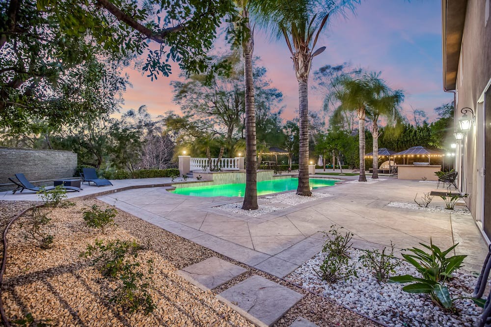 Photo of Outdoor in Chatsworth