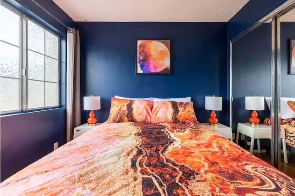 Photo of Bedroom in Sylmar