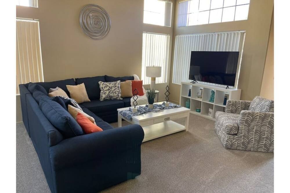 Photo of Livingroom in Moreno Valley