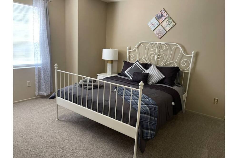 Photo of Bedroom in Moreno Valley