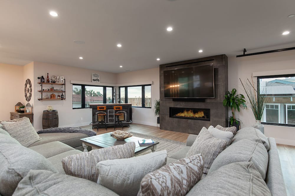 Photo of Livingroom in Sunset Cliffs