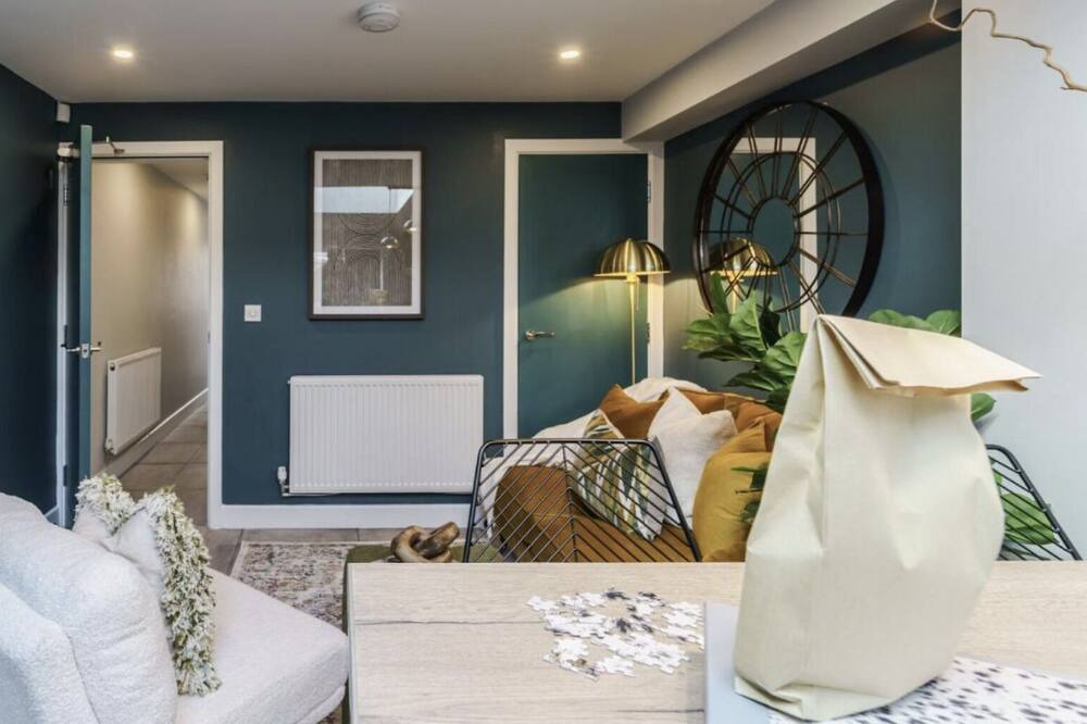 Photo of Livingroom in Coventry