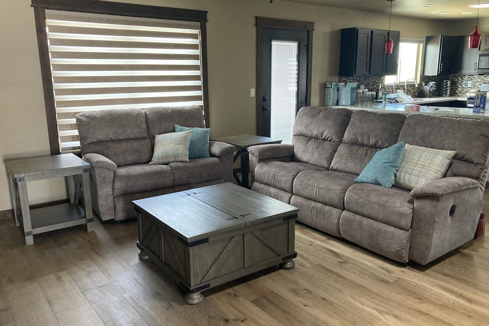 Photo of Livingroom in Rohnerville
