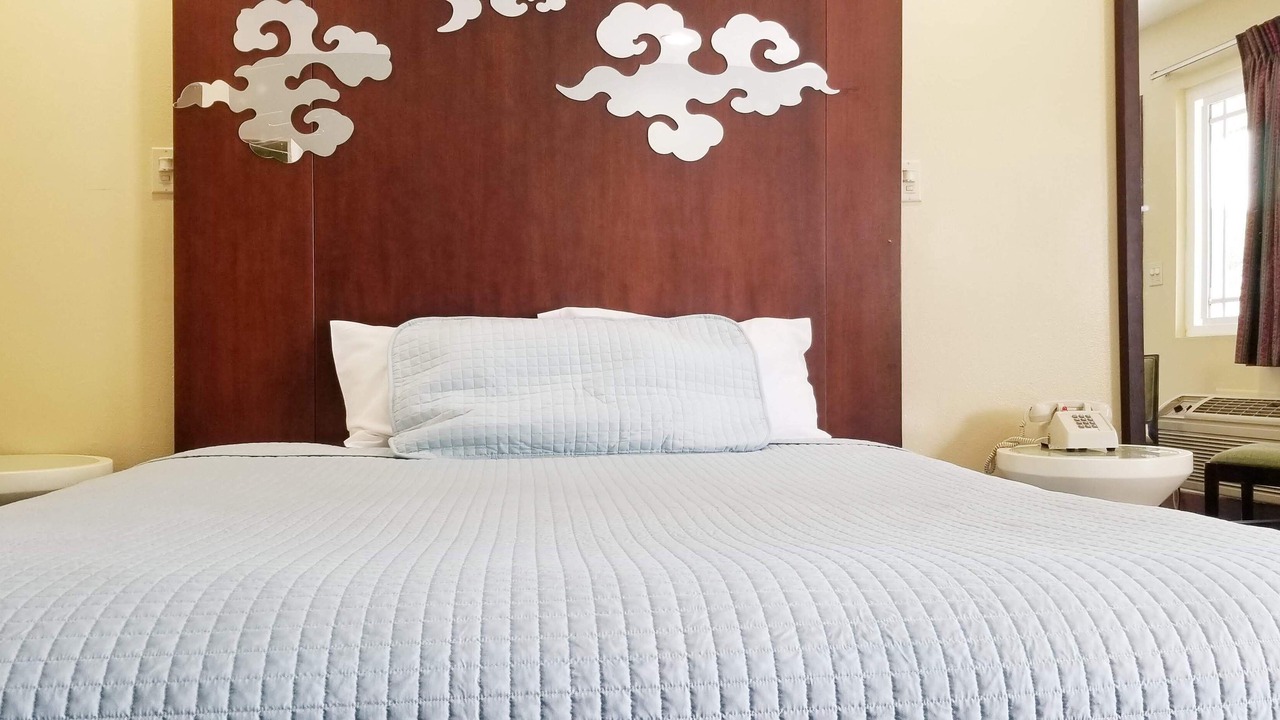 Photo of Bedroom in Buena Park