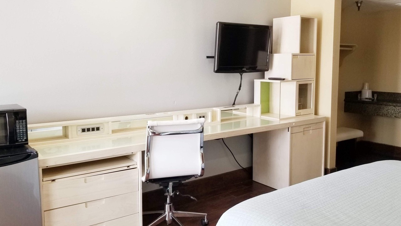 Photo of Bedroom in Buena Park