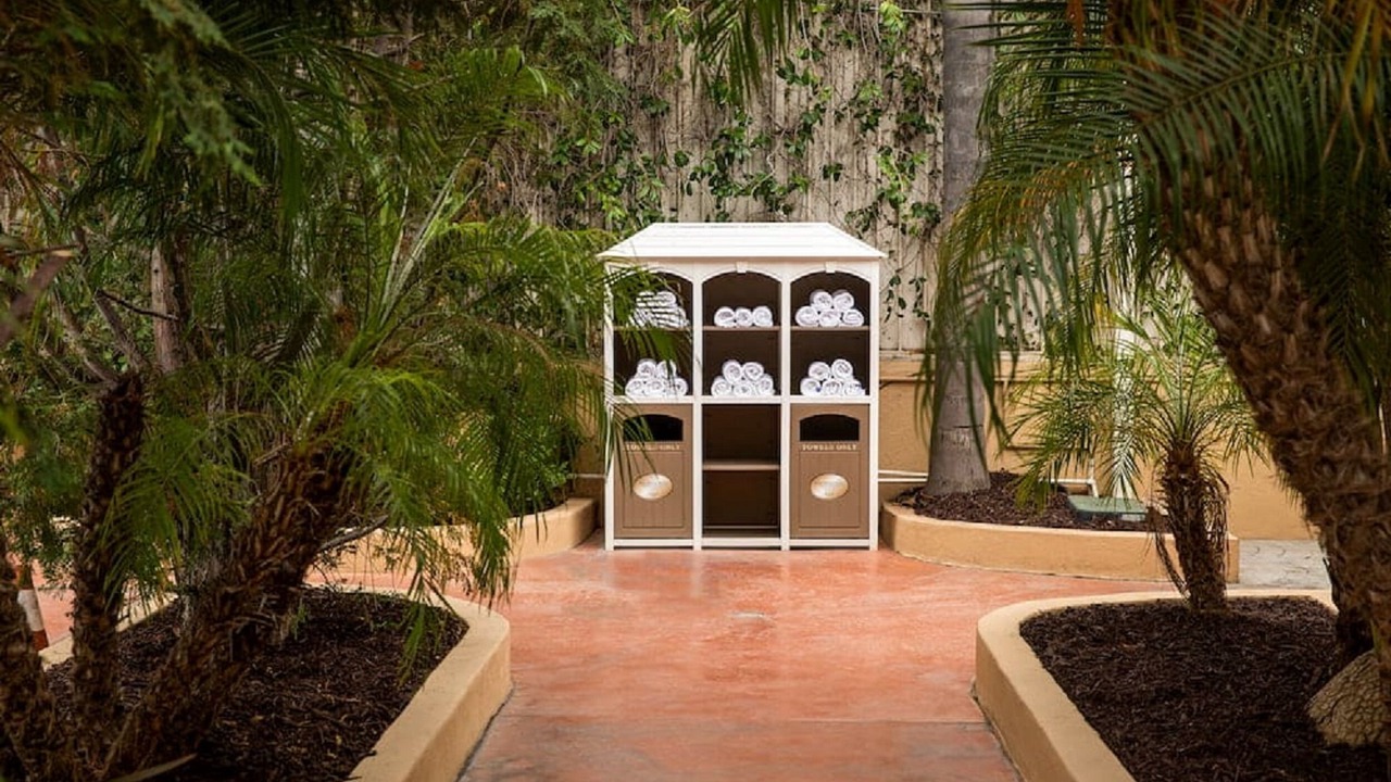 Photo of Outdoor in East Hollywood