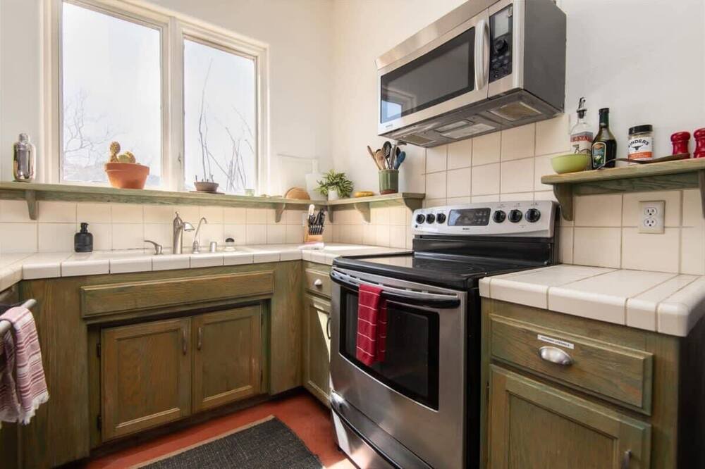 Photo of Kitchen in Joshua Tree Highlands