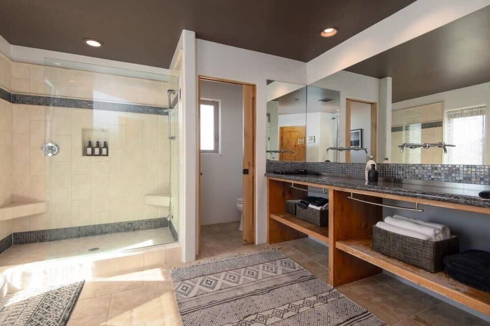Photo of Kitchen in Joshua Tree Highlands