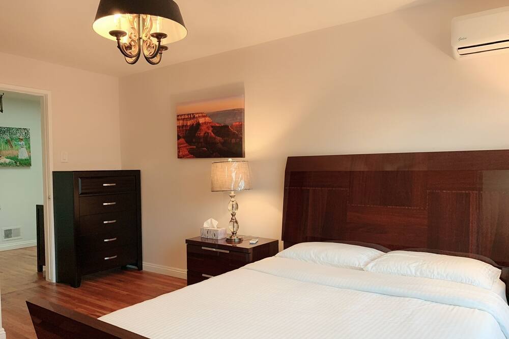 Photo of Bedroom in Arcadia