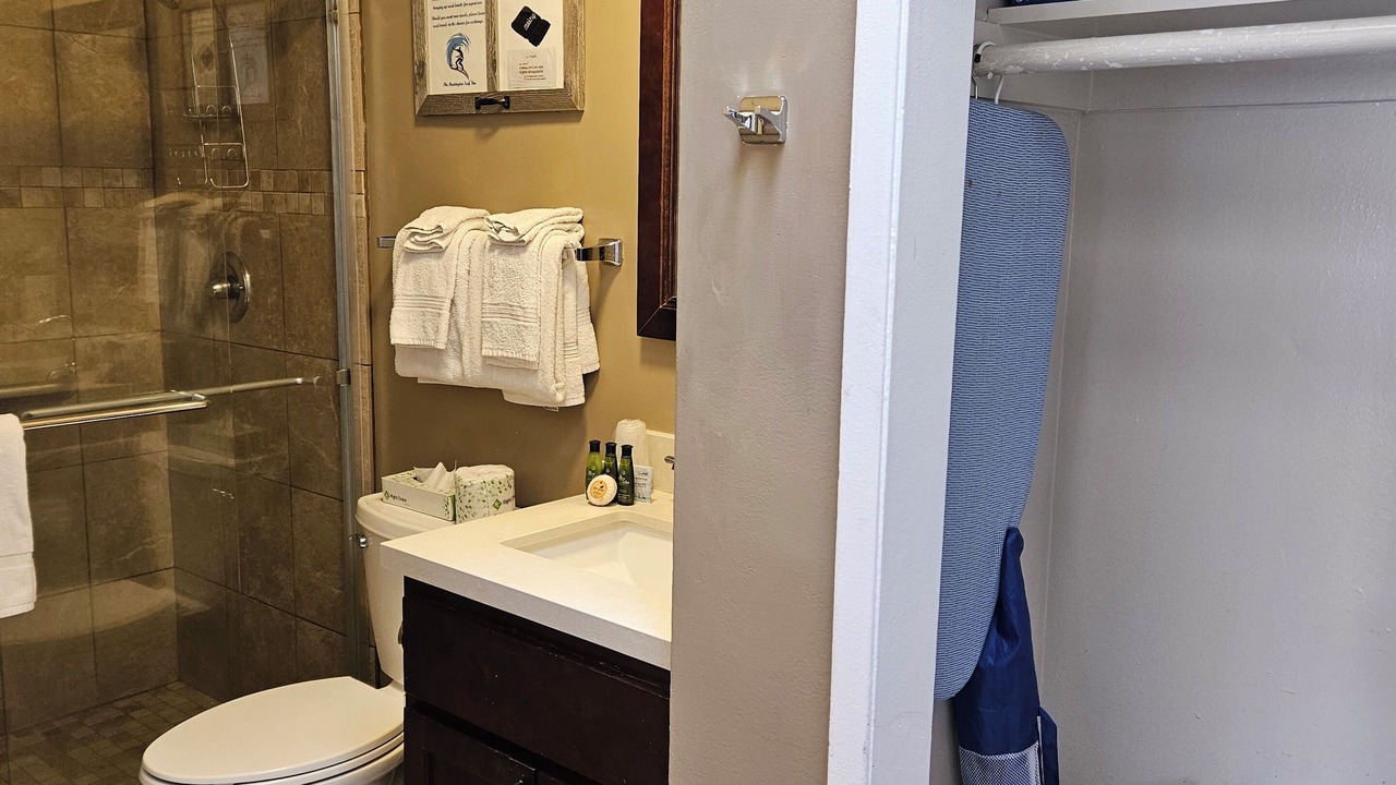 Photo of Bathroom in Huntington Beach