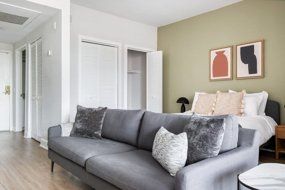 Photo of Livingroom in Los Feliz