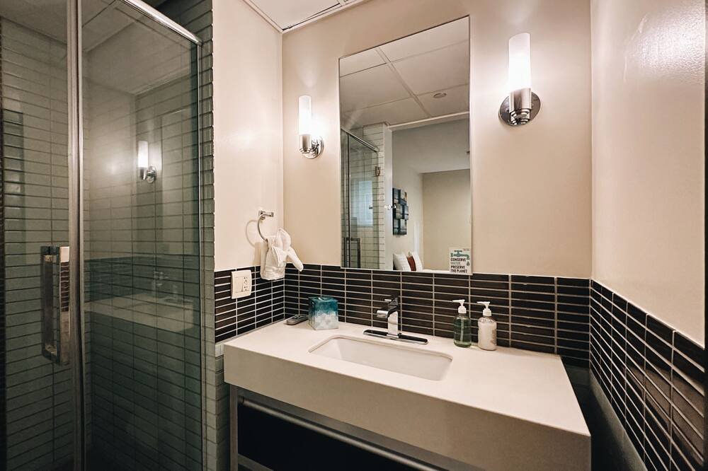 Photo of Bathroom in Westlake South