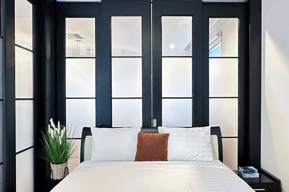 Photo of Bedroom in Westlake South