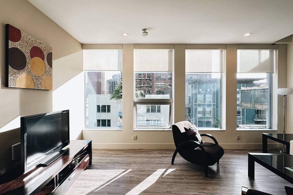Photo of Livingroom in Westlake South