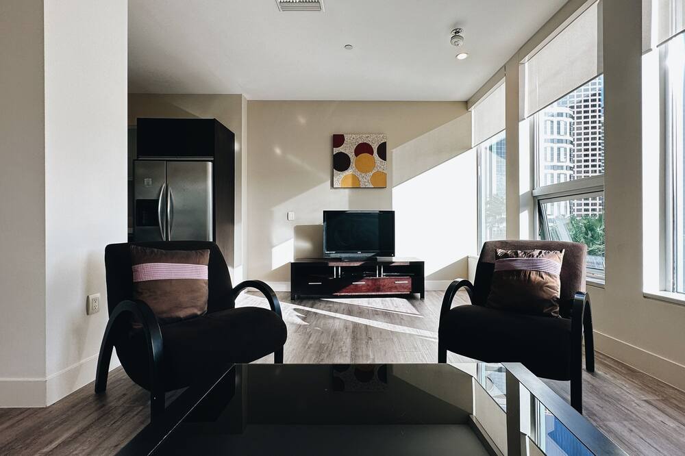 Photo of Livingroom in Westlake South
