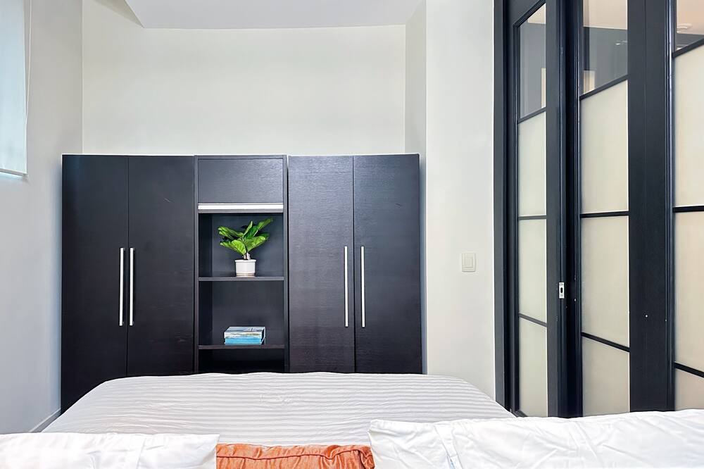 Photo of Bedroom in Westlake South