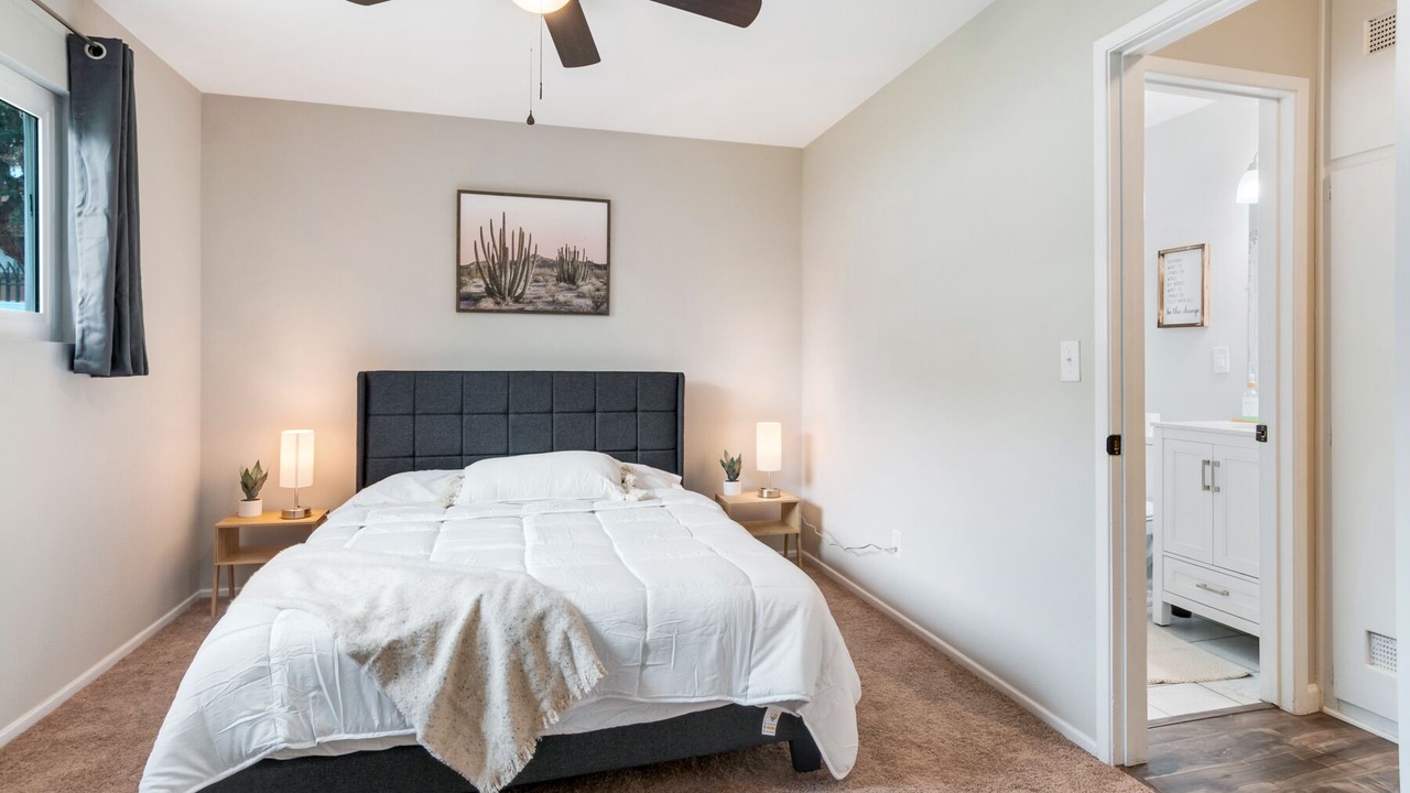 Photo of Bedroom in NE - Sterling
