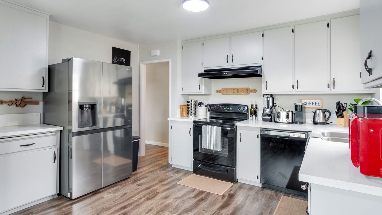 Photo of Kitchen in NE - Sterling
