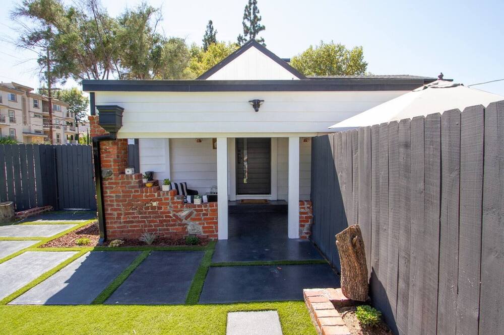 Photo of Outdoor in North Hollywood