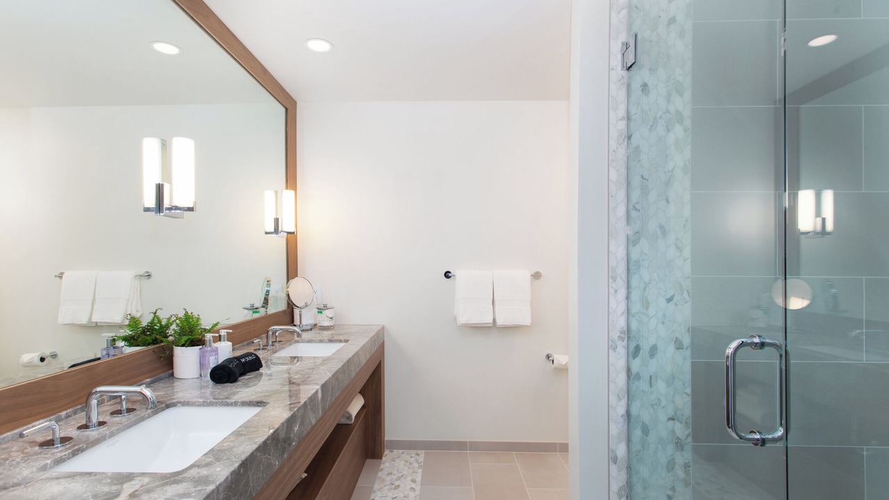 Photo of Bathroom in Golden Rectangle