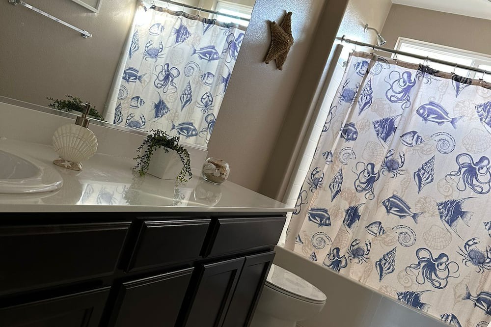 Photo of Bathroom in Menifee