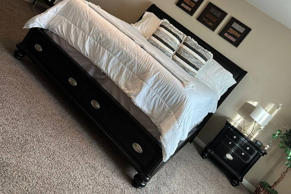 Photo of Bedroom in Menifee