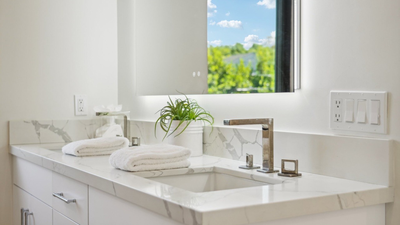 Photo of Bathroom in Melrose
