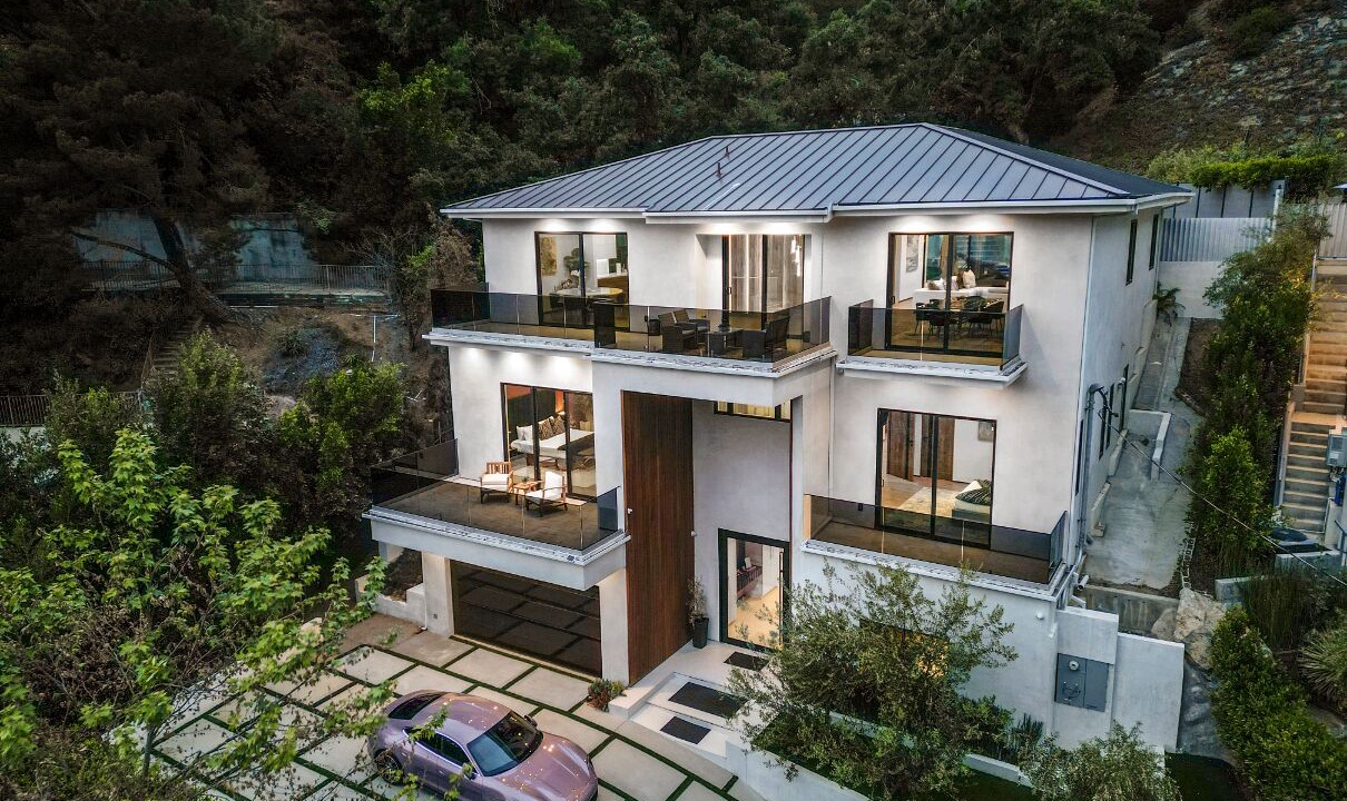 Photo of Outdoor in Laurel Canyon