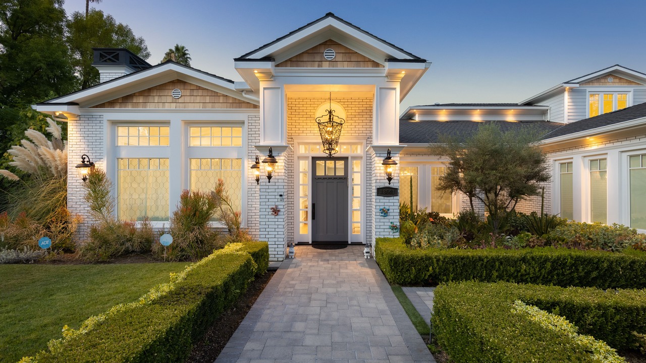 Photo of Outdoor in Tarzana