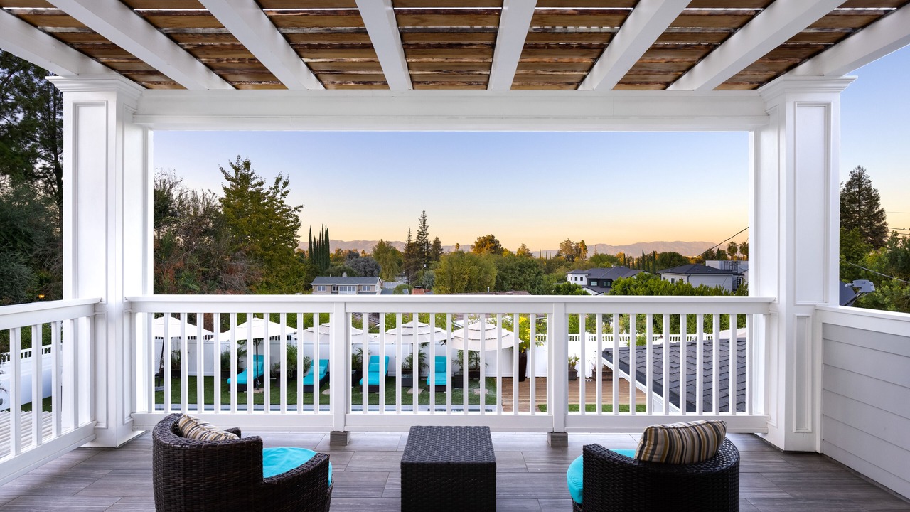 Photo of Outdoor in Tarzana