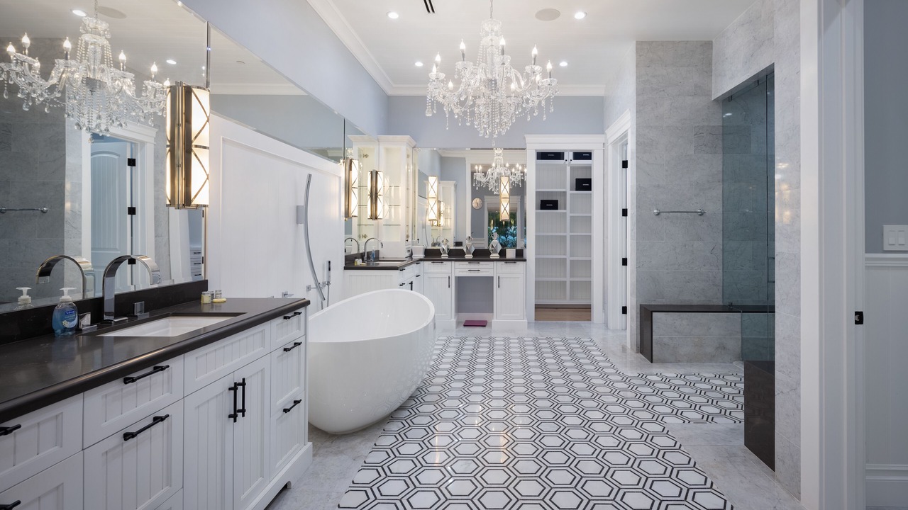 Photo of Bathroom in Tarzana