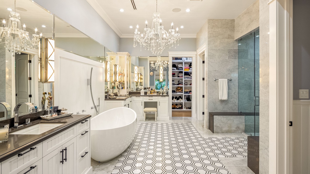 Photo of Bathroom in Tarzana