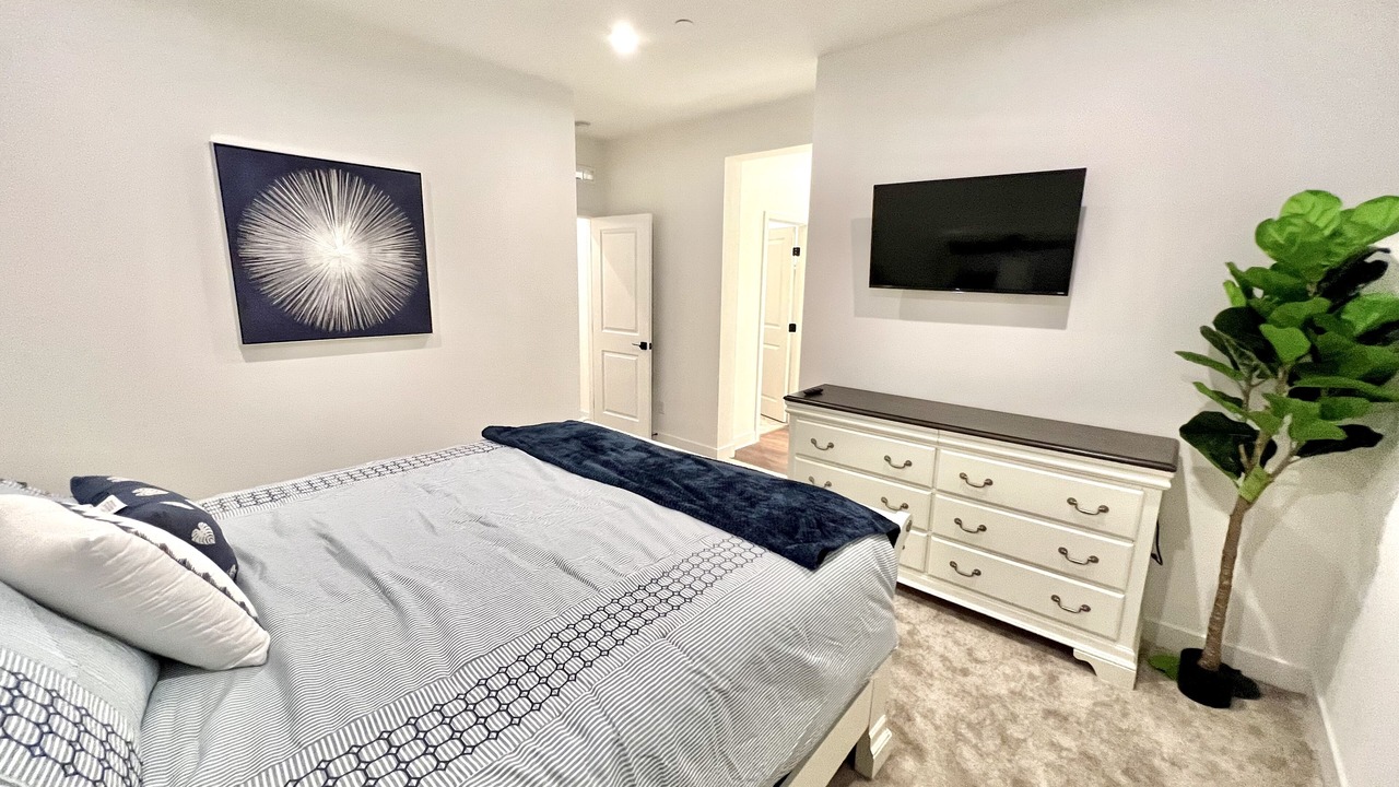 Photo of Bedroom in Southeast Anaheim