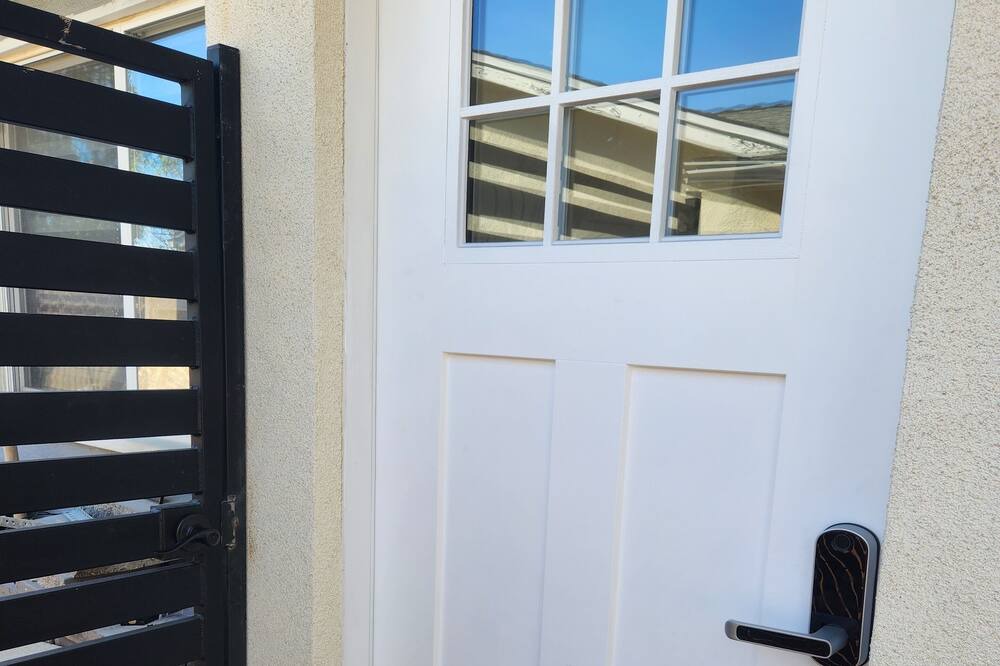 Photo of Outdoor in Woodland Hills