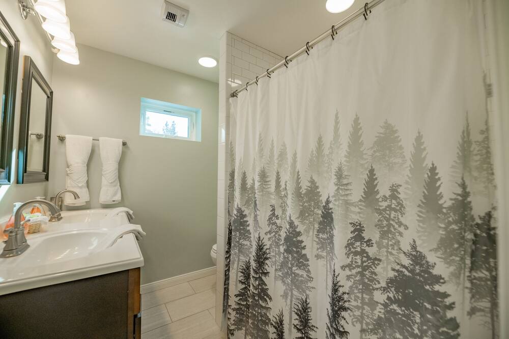 Photo of Bathroom in Patton