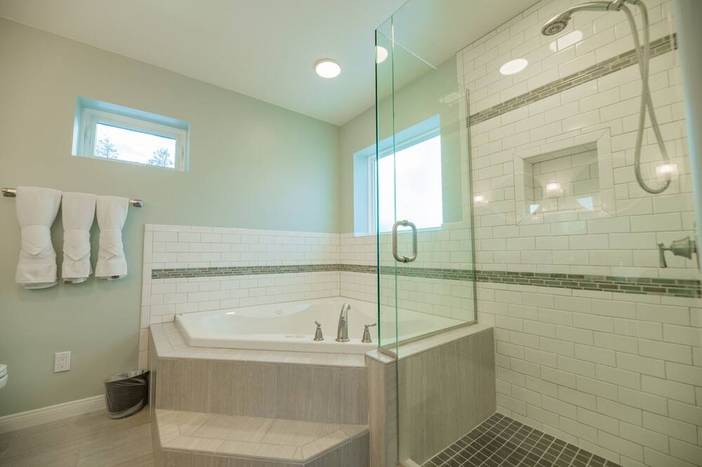 Photo of Bathroom in Patton