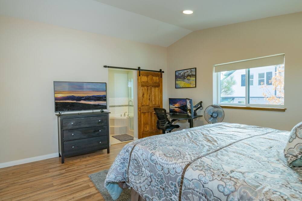 Photo of Bedroom in Patton