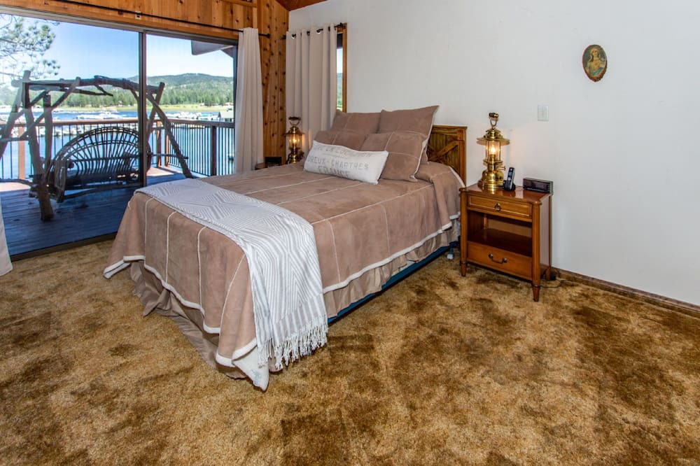 Photo of Bedroom in Patton