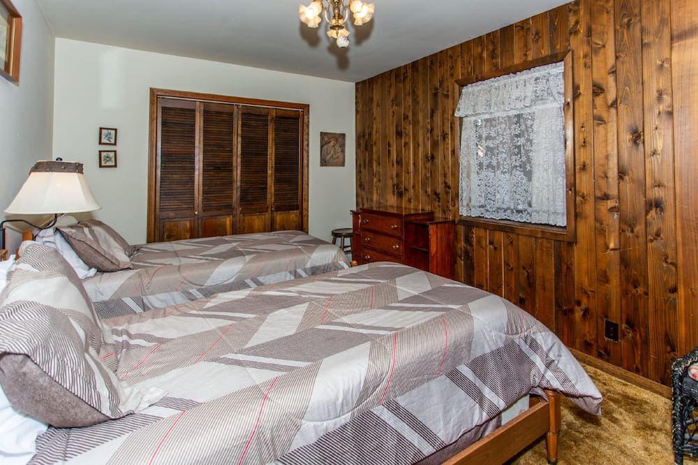 Photo of Bedroom in Patton