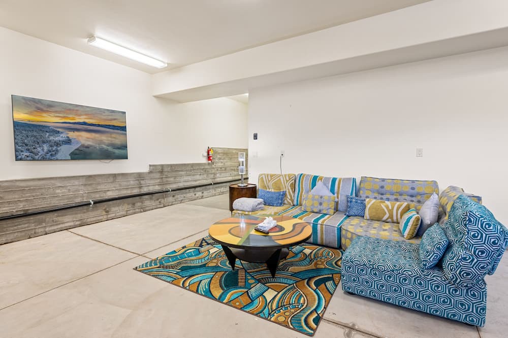 Photo of Livingroom in Boulder Bay