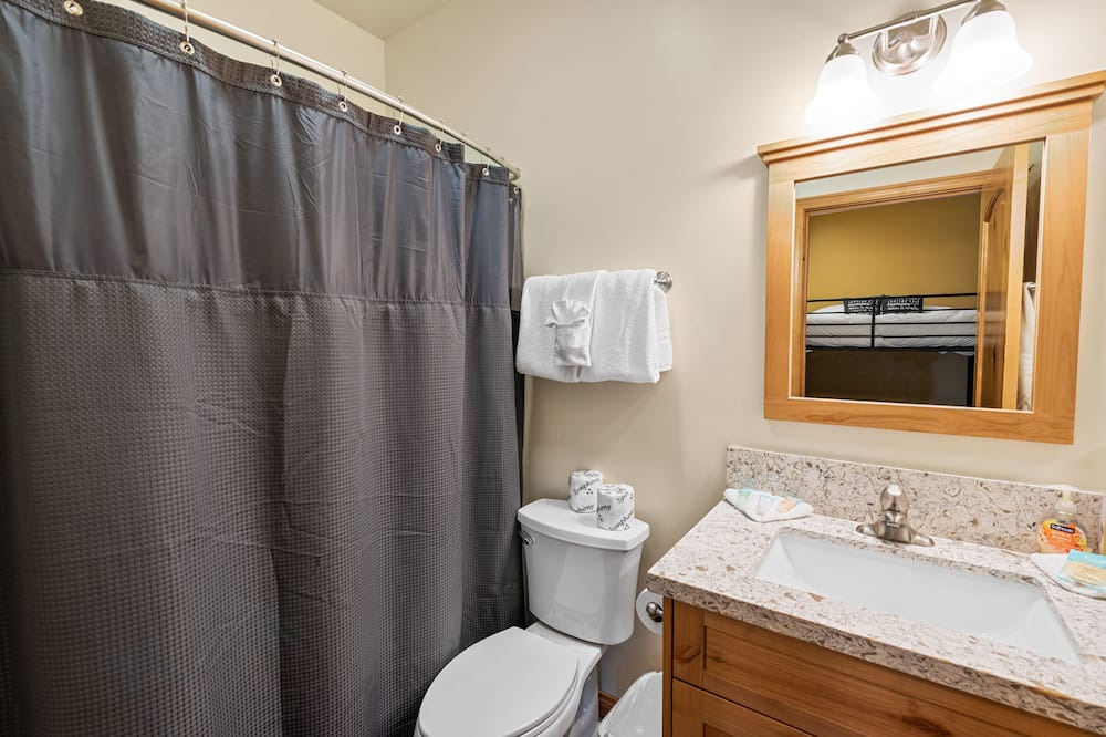 Photo of Bathroom in Boulder Bay