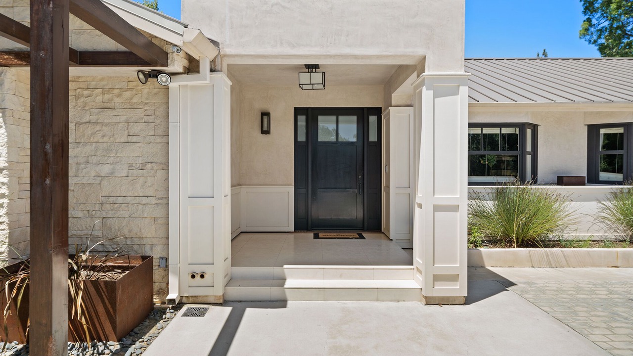 Photo of Outdoor in Northridge