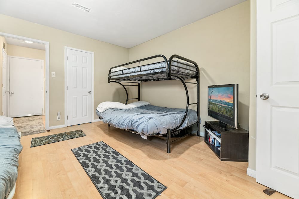 Photo of Bedroom in Big Bear City