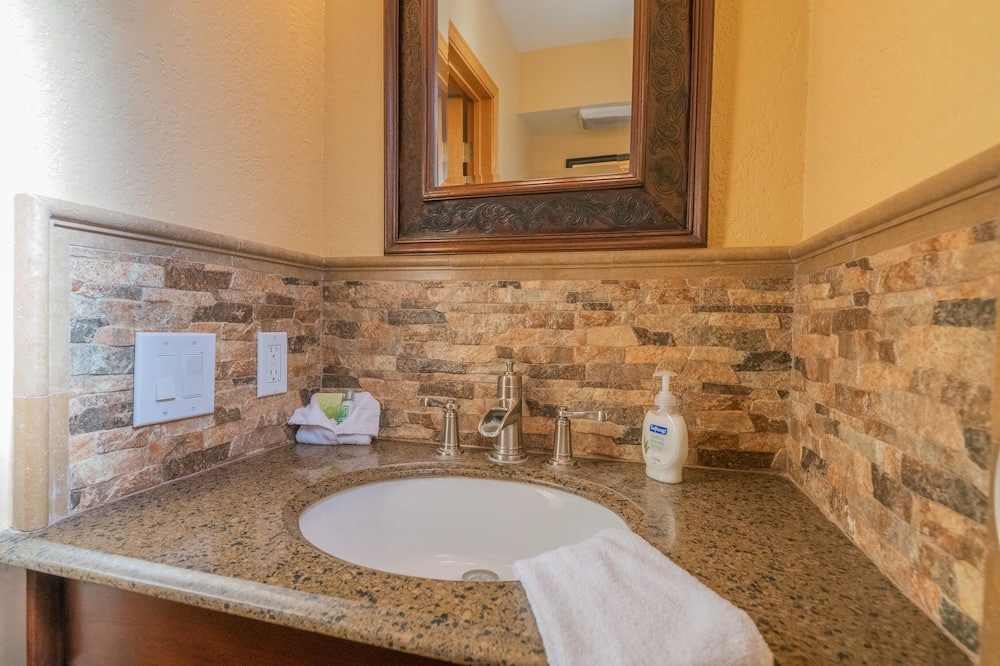 Photo of Bathroom in Eagle Mountain Estates